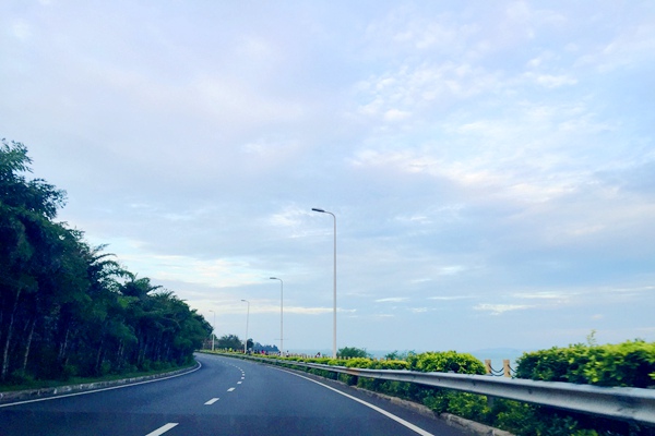 2025年中德智能网联汽车产业协同发展论坛在江苏南京召开