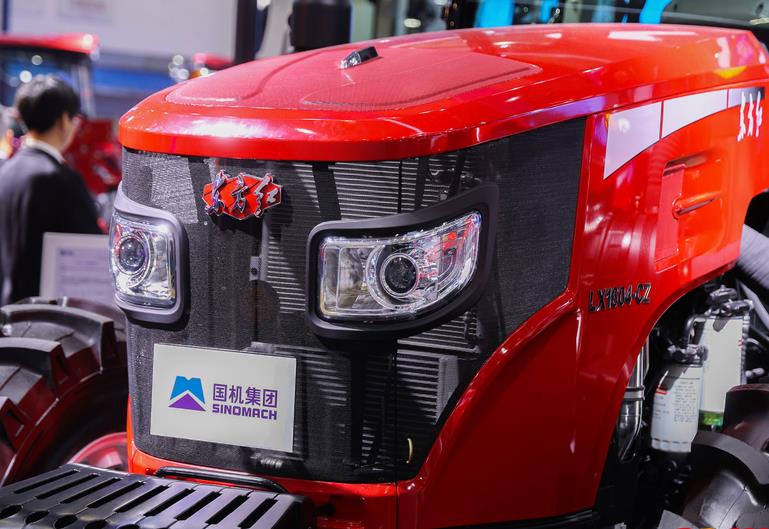 從“中國制造”到“中國標(biāo)準(zhǔn)”丨中國一拖以國標(biāo)引領(lǐng)中國農(nóng)機(jī)行業(yè)升級(jí)